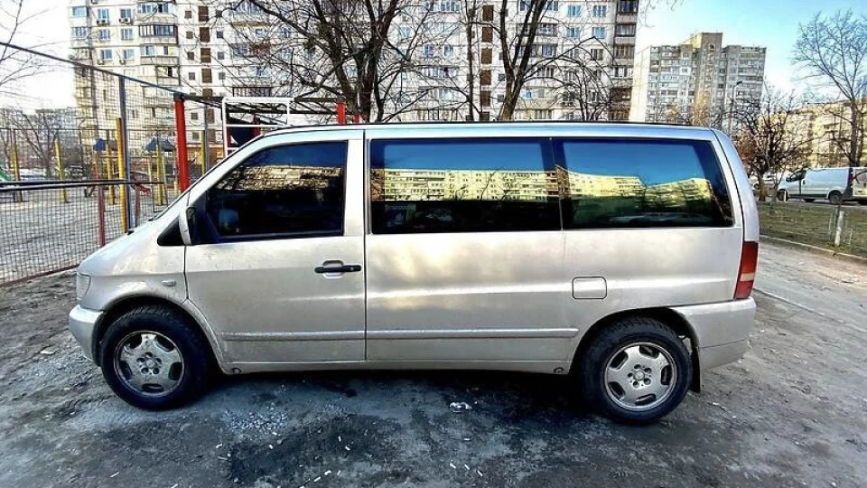 Mercedes-Benz Vito Bender638 5
