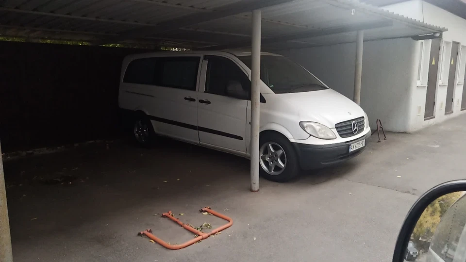 Mercedes-Benz Vito Бухлобус