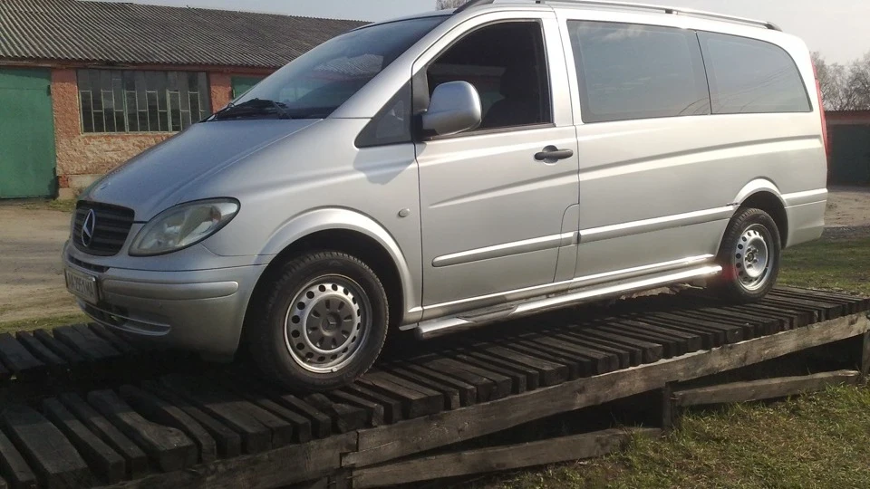 Mercedes-Benz Vito чисте срібло вищої пр 3