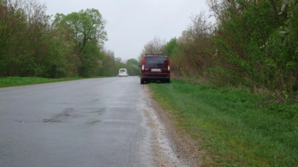 Mercedes-Benz Vito красний вильвет 5