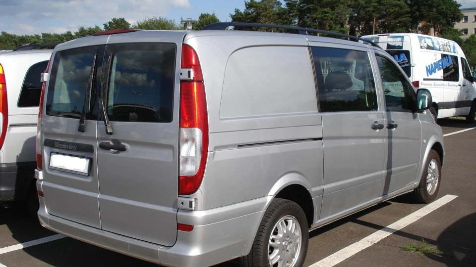Mercedes-Benz Vito Mixto 115 2