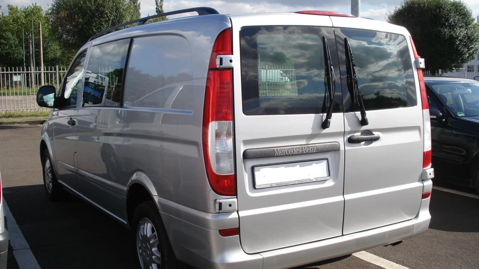 Mercedes-Benz Vito Mixto 115 4