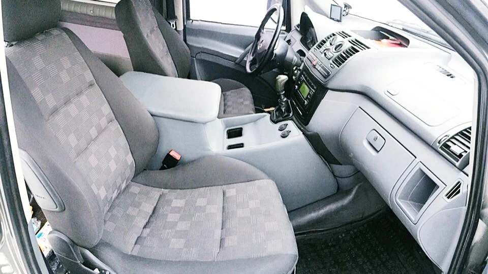Mercedes-Benz Vito Мокрий асфальт 5