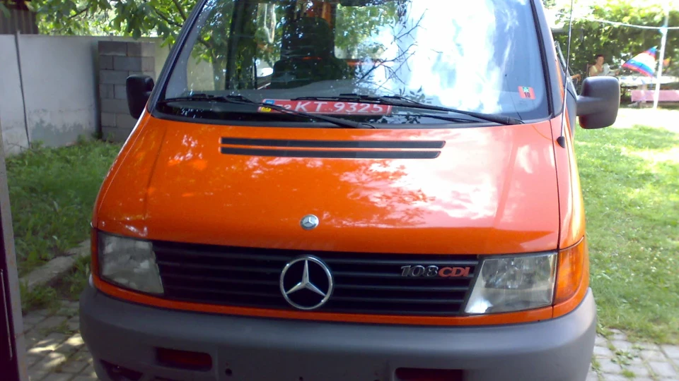 Mercedes-Benz Vito OrAnGe 3