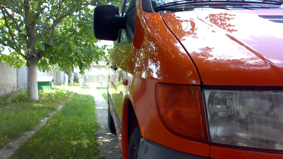 Mercedes-Benz Vito OrAnGe 5