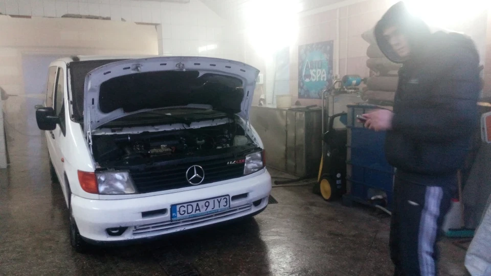 Mercedes-Benz Vito розберу на гайки 2