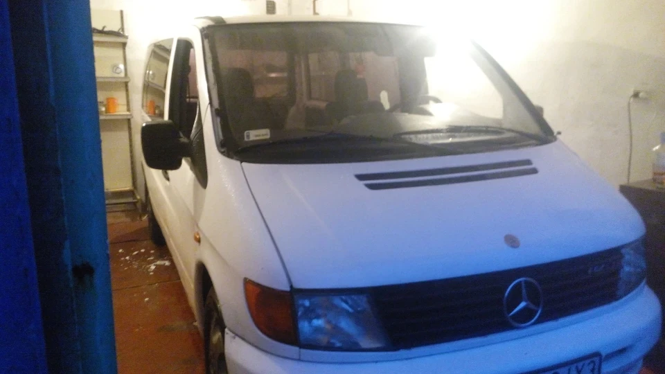 Mercedes-Benz Vito розберу на гайки 5