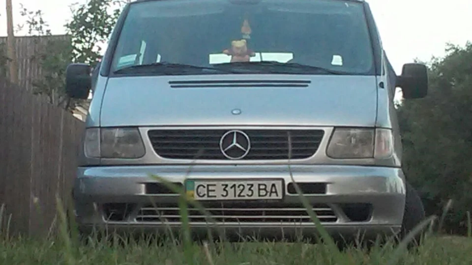 Mercedes-Benz Vito Срібний металік