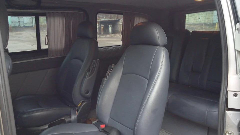 Mercedes-Benz Vito Сріблястий діамант 3