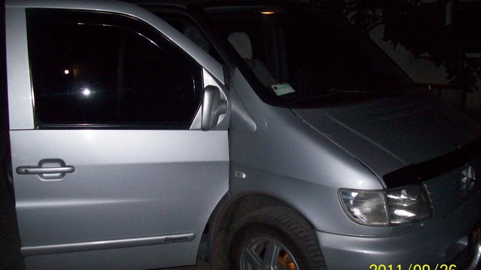 Mercedes-Benz Vito сріблястий Вагончик 2