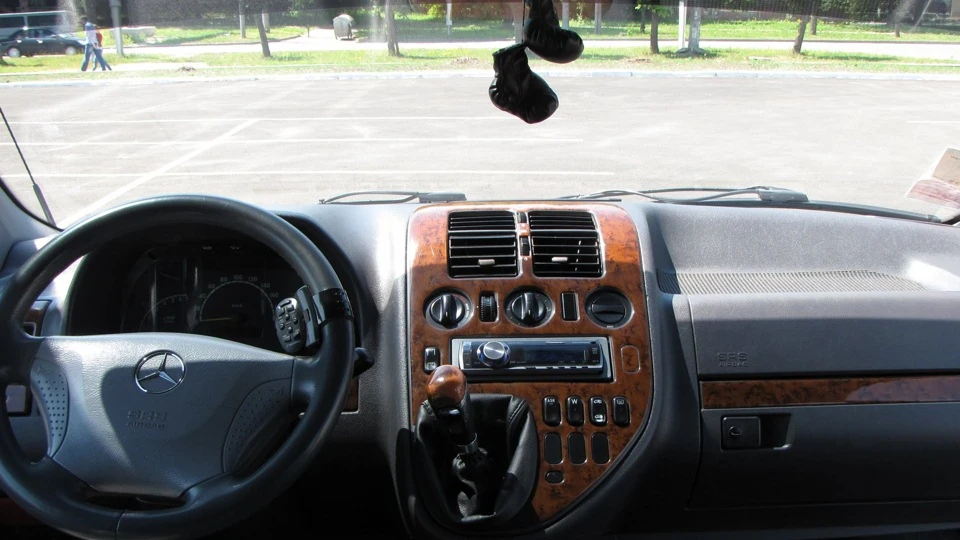 Mercedes-Benz Vito Сірий металік 2