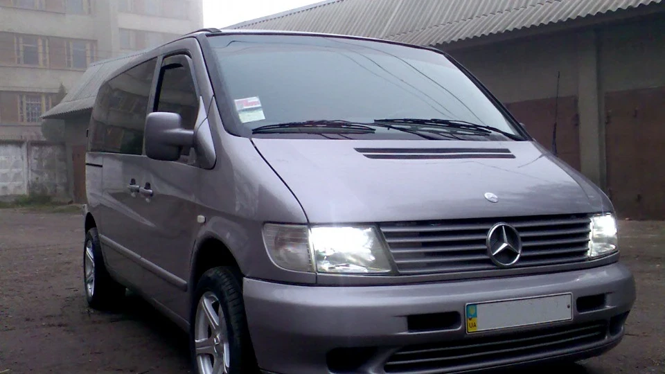 Mercedes-Benz Vito Сірий металік 4