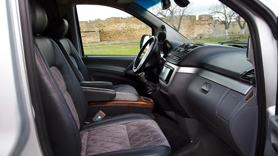 Mercedes-Benz Vito Silver Dream 4