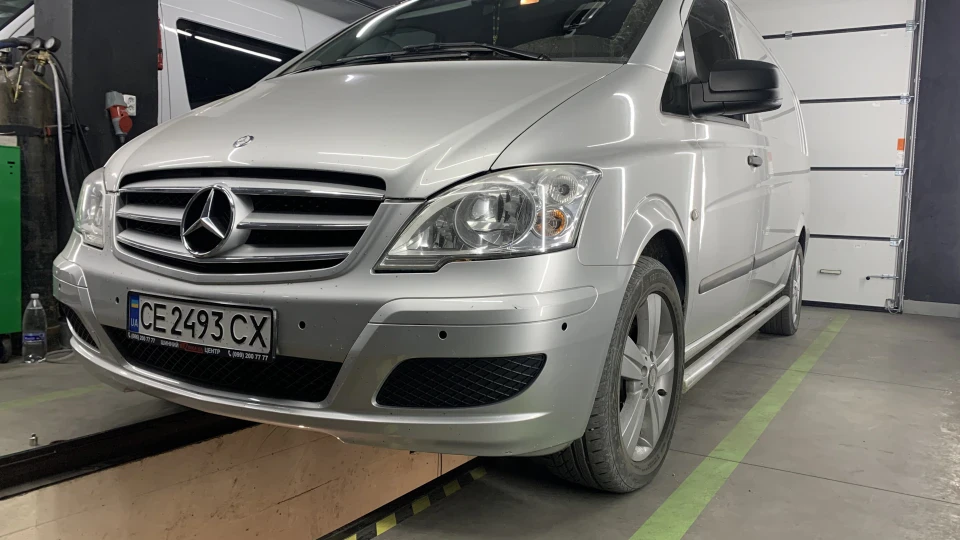 Mercedes-Benz Vito Сірий металік 2