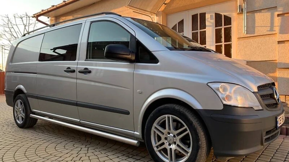 Mercedes-Benz Vito Сірий металік 4