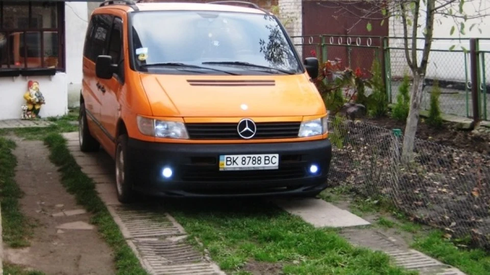 Mercedes-Benz Vito Stylish Orange 2.2CDi 4