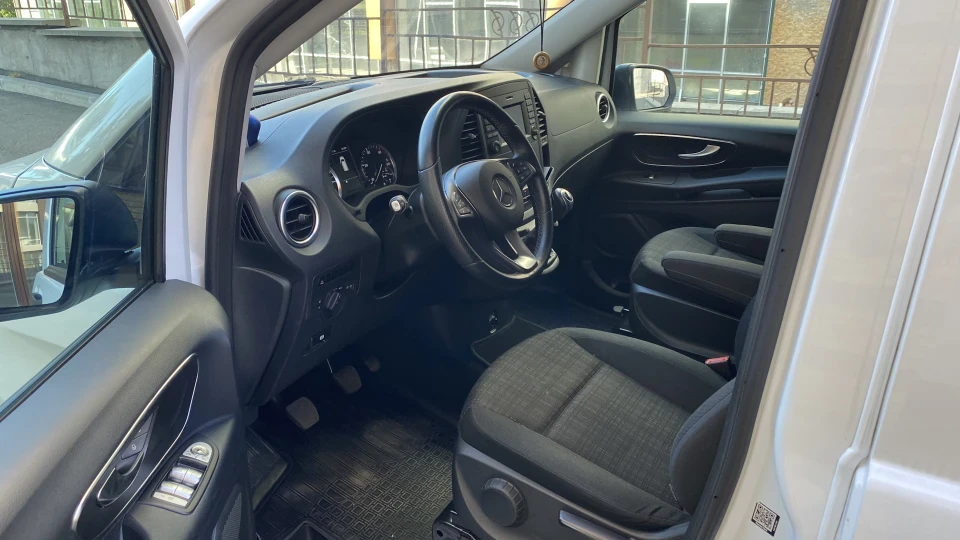 Mercedes-Benz Vito Tourer 111 CDI 2