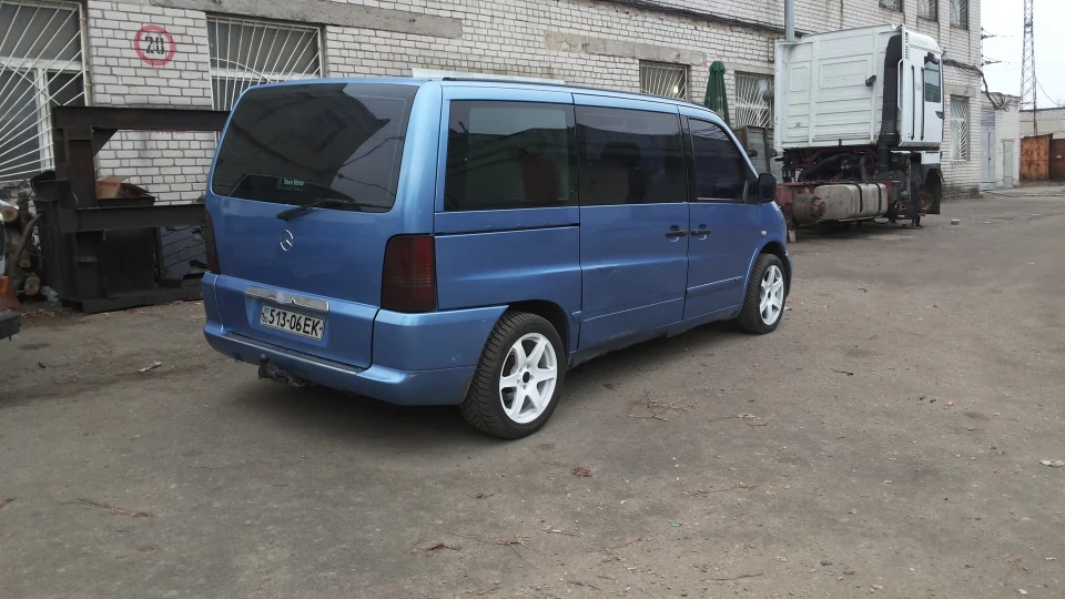 Mercedes-Benz Vito ВітеК 2.3 Бенз 2