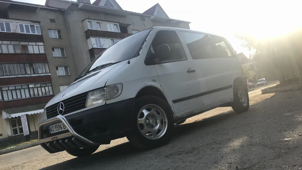 Мерседес-Бенц Віто Вітёк