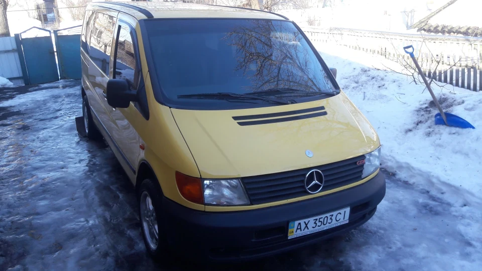 Mercedes-Benz Vito жовтий 2151 турбо 2