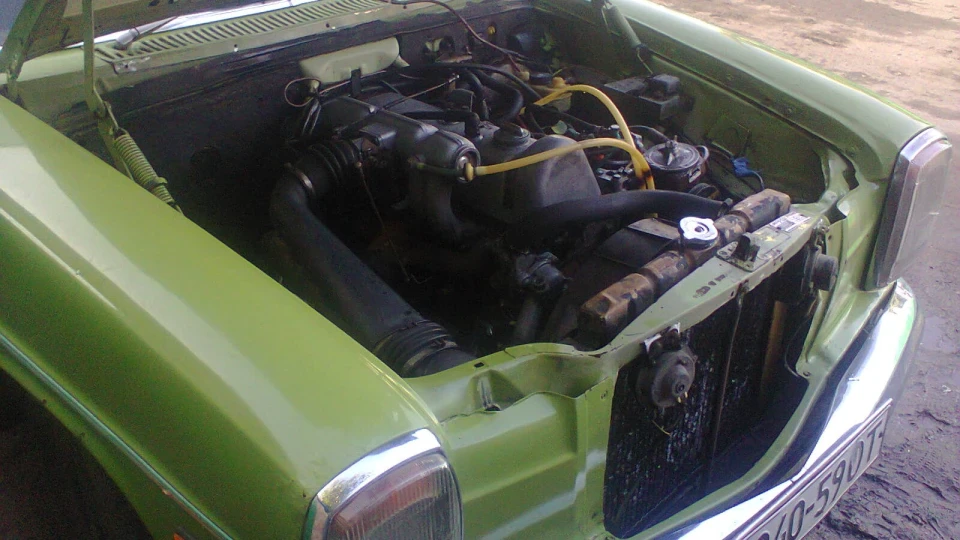 Mercedes-Benz W115