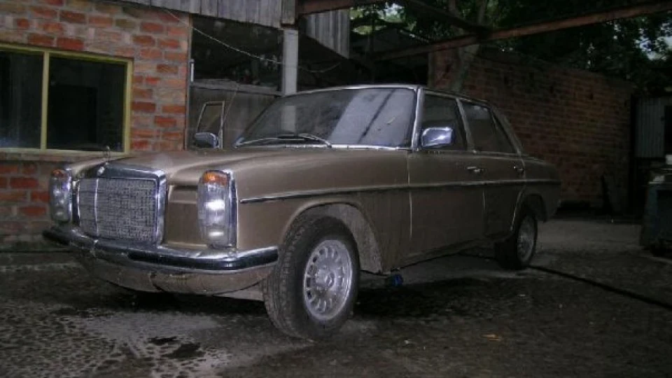 Mercedes-Benz W115 200D OM615 tractor power