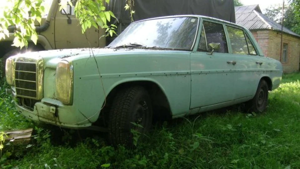 Mercedes-Benz W115 200D OM615 tractor power 2