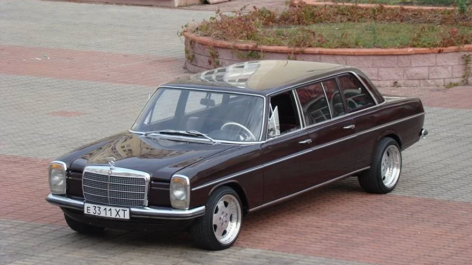 Mercedes-Benz W115 pullman