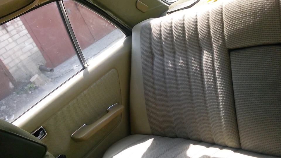 Mercedes-Benz W123 5
