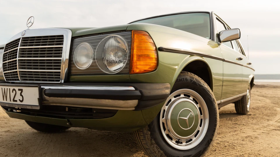 Mercedes-Benz W123 3