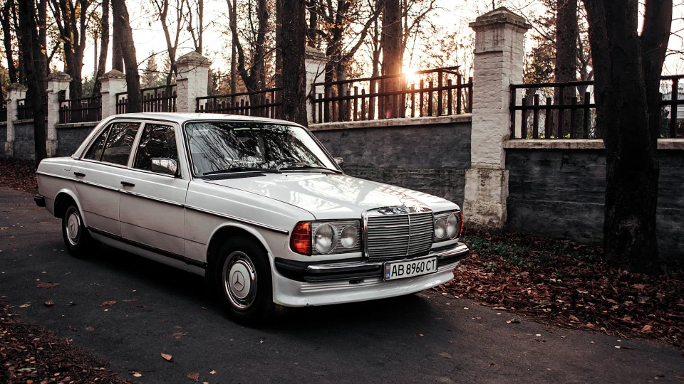 Mercedes-Benz W123 3