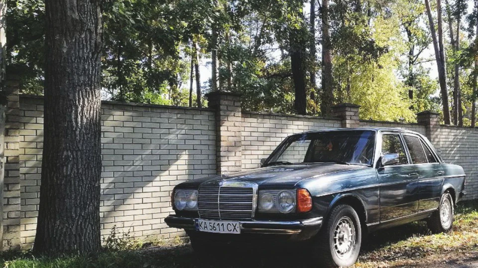 Mercedes-Benz W123