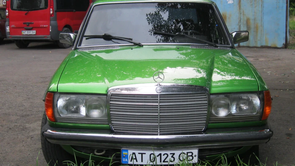 Mercedes-Benz W123