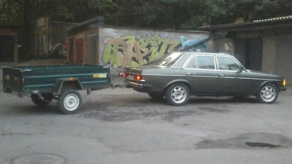Mercedes-Benz W123 3