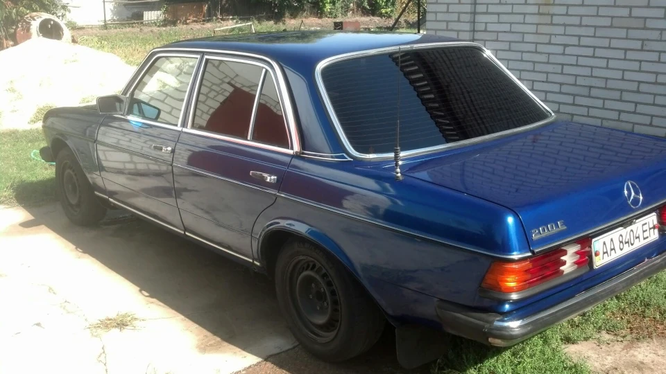 Mercedes-Benz W123 3