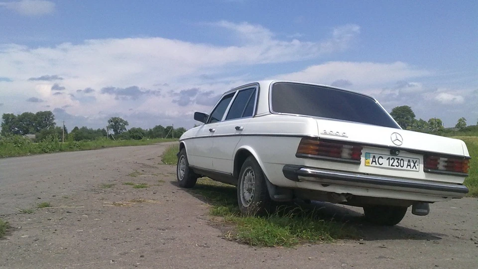 Mercedes-Benz W123 5