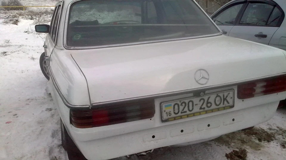 Mercedes-Benz W123 4
