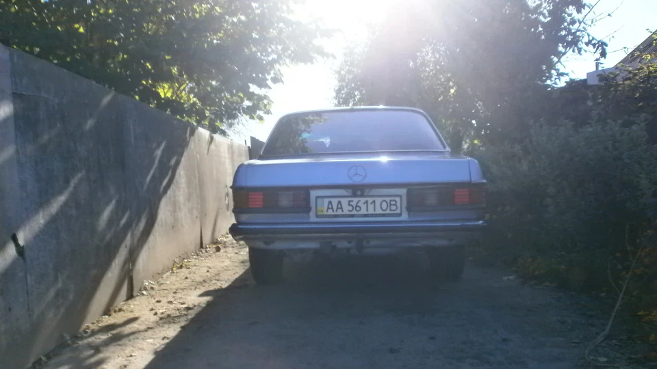 Mercedes-Benz W123 3