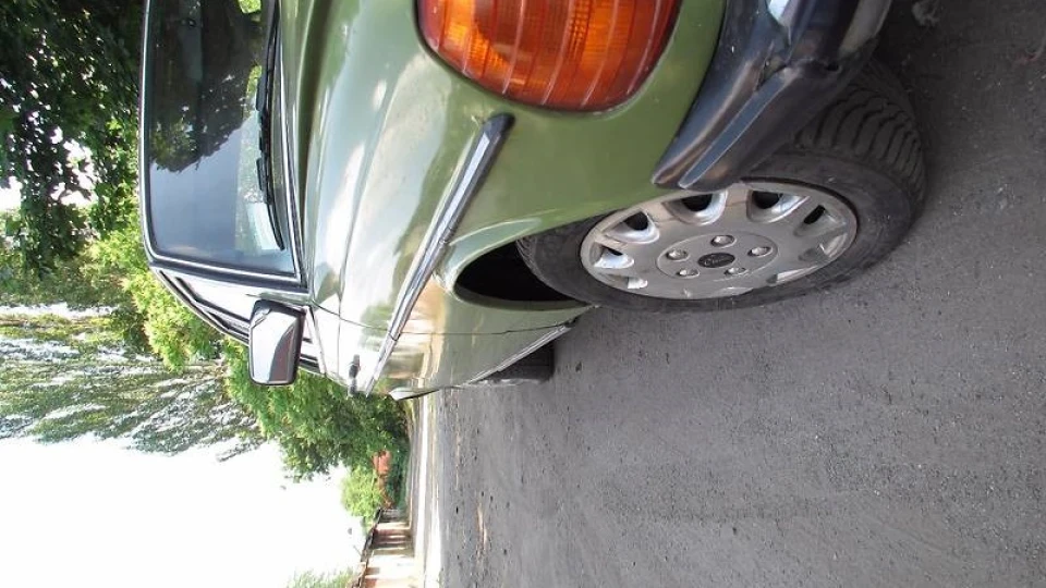 Mercedes-Benz W123 2