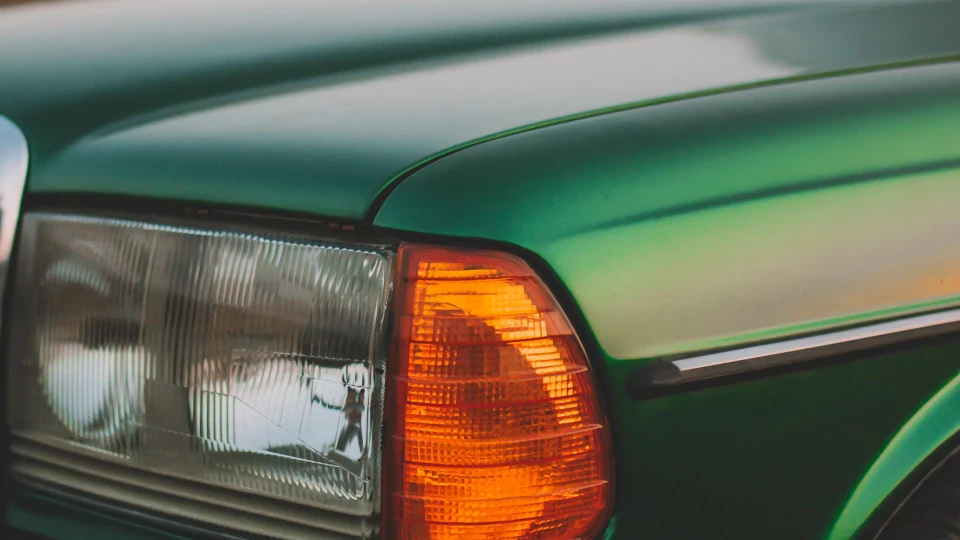 Mercedes-Benz W123 2