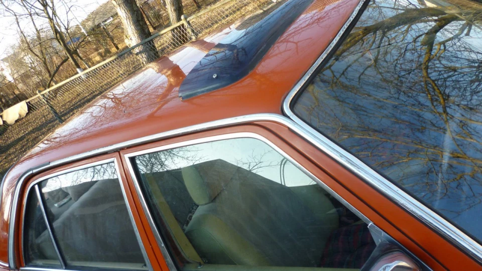 Mercedes-Benz W123 2.0 бензин автомат 3