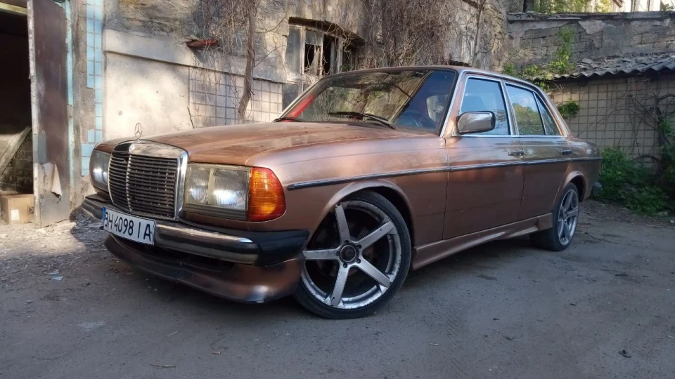 Mercedes-Benz W123 2.2 дизель 3