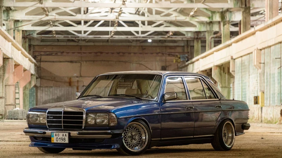 Mercedes-Benz W123 2.3 бензин 4