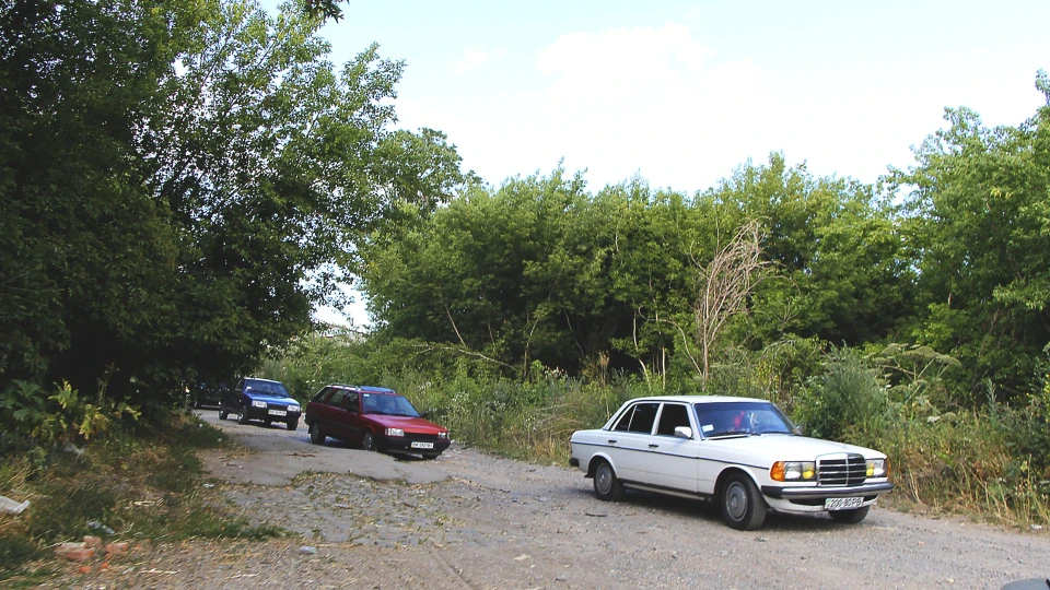 Mercedes-Benz W123 2.3 5