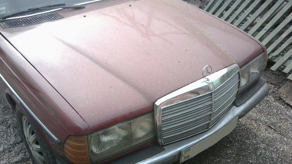Mercedes-Benz W123 230E 2.3L 3