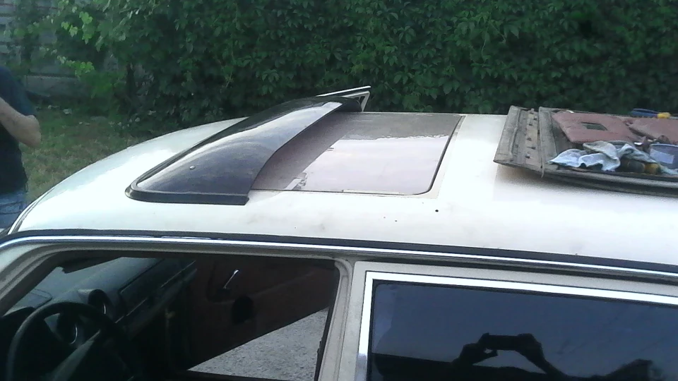 Mercedes-Benz W123 230Е 5