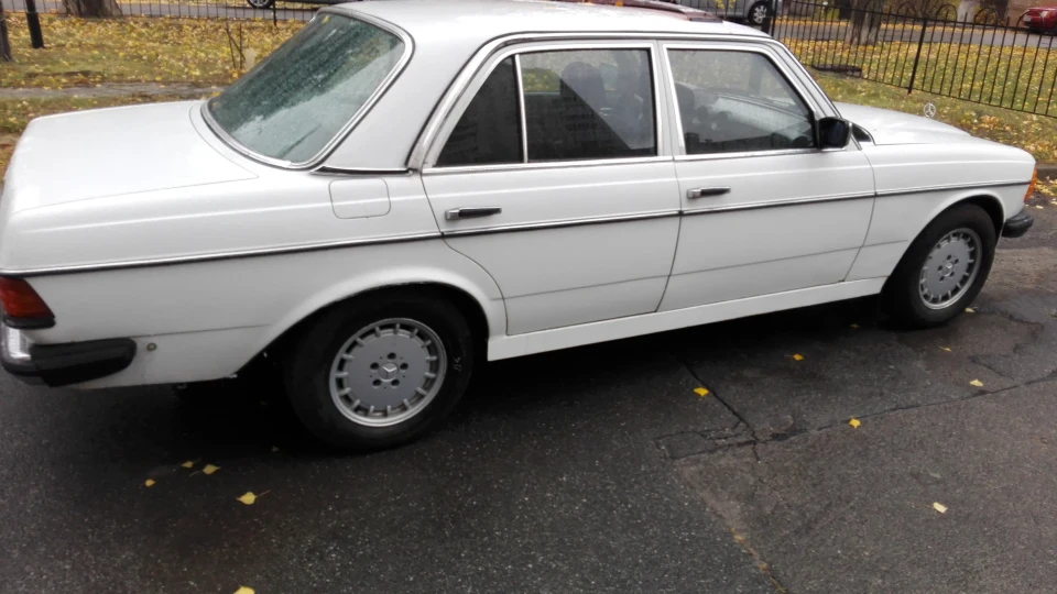 Mercedes-Benz W123 2,4 дайзель 2