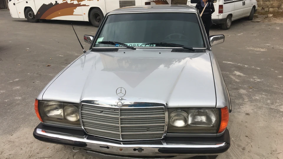 Mercedes-Benz W123 240 D (OM616.912) 4