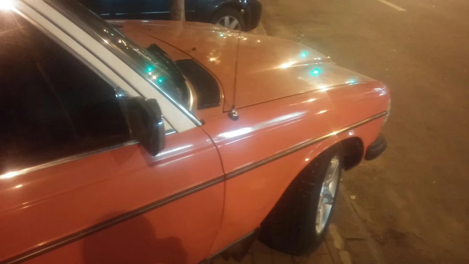 Mercedes-Benz W123 240D Daisy 4