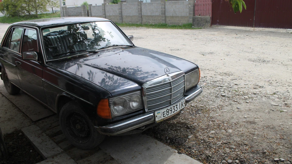 Mercedes-Benz W123 3.0 Diesel 3